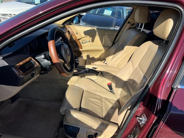 BMW 525 XI 4x4 - автомобили, коли, обяви за нови и употребявани 8