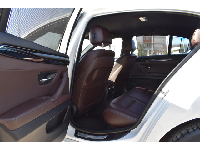 BMW 525 xDrive* FACELIFT* BUSINESS-PACK - автомобили, коли, обяви за нови и употребявани 11