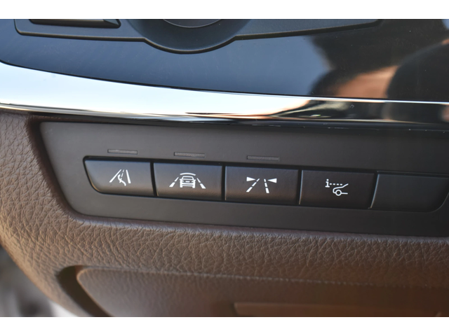 BMW 525 xDrive* FACELIFT* BUSINESS-PACK - автомобили, коли, обяви за нови и употребявани 16