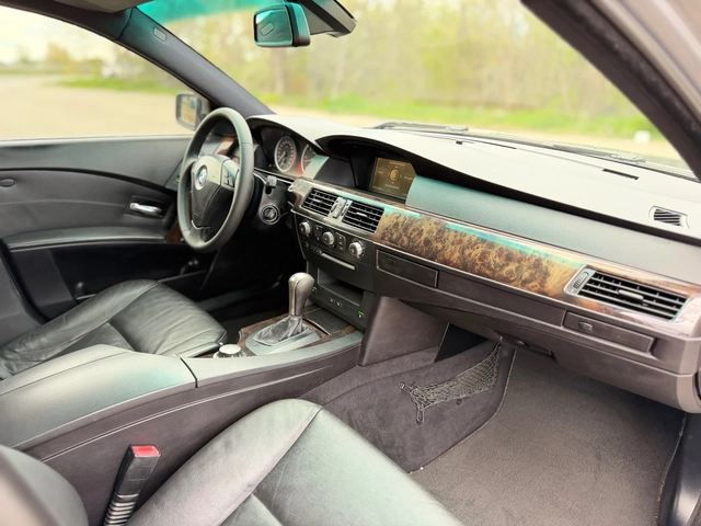 BMW 02 2.5d~M-PAKCET~АВТОМАТ~КОЖА~НАВИ - автомобили, коли, обяви за нови и употребявани 13