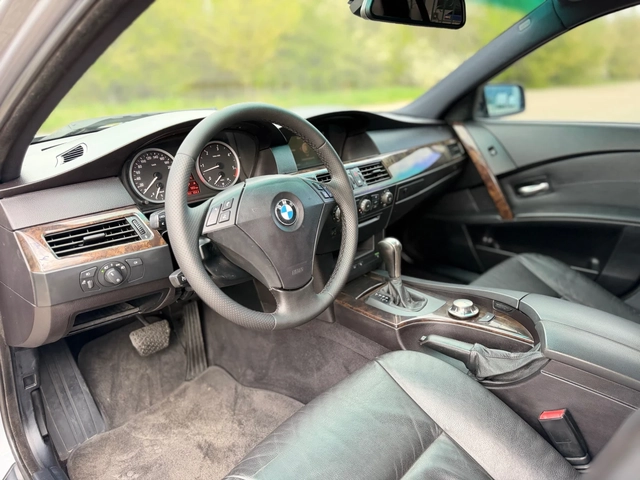 BMW 02 2.5d~M-PAKCET~АВТОМАТ~КОЖА~НАВИ - автомобили, коли, обяви за нови и употребявани 8
