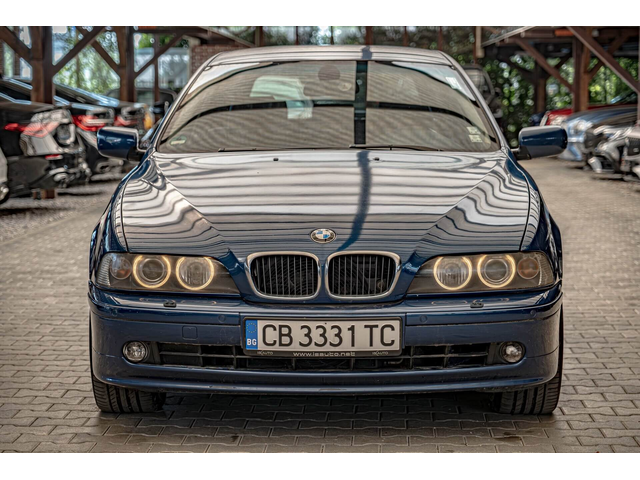 BMW 525 i/Business packet/PDC/Xenon/Rain Sensor/Isofix/ - автомобили, коли, обяви за нови и употребявани 0