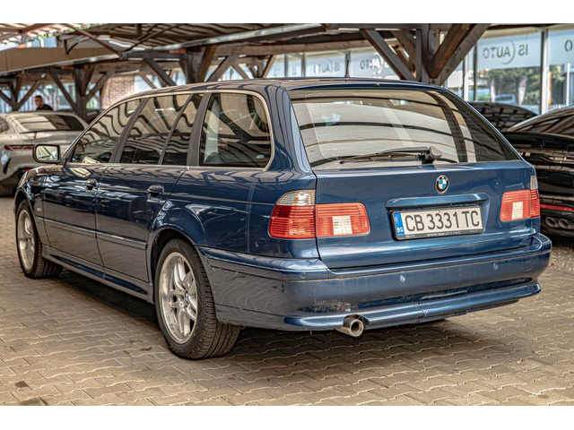 BMW 525 i/Business packet/PDC/Xenon/Rain Sensor/Isofix/ - автомобили, коли, обяви за нови и употребявани 4