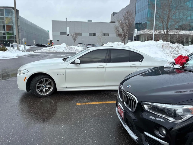 BMW 528 * 528i xDrive * CARFAX * ЦЕНА ДО БГ - автомобили, коли, обяви за нови и употребявани 2