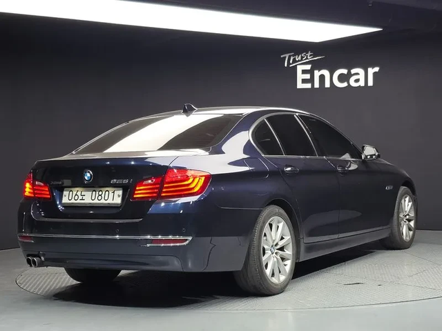 BMW 528 I xDrive Luxury Plus - автомобили, коли, обяви за нови и употребявани 1