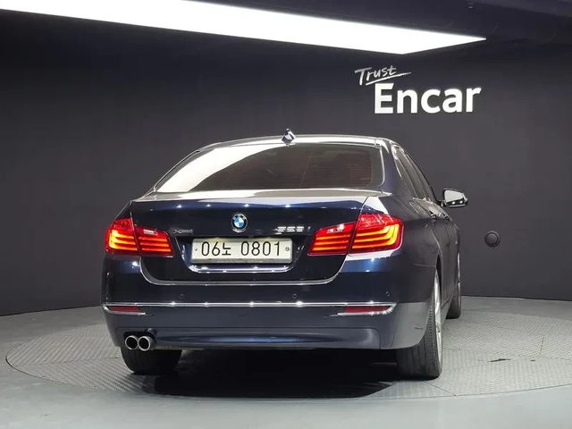 BMW 528 I xDrive Luxury Plus - автомобили, коли, обяви за нови и употребявани 3