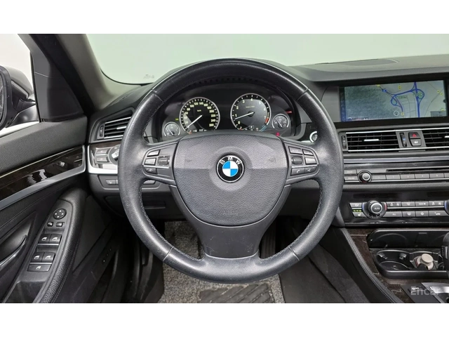 BMW 528 - автомобили, коли, обяви за нови и употребявани 6