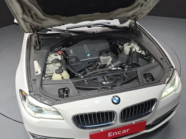 BMW 528 I xDrive M Aerodynamics - САМО 30% АВАНС - автомобили, коли, обяви за нови и употребявани 11