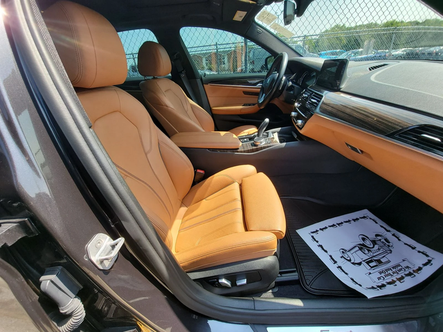 BMW 530 HEAD-UP* 8ZF* ПОДГРЕВ* KEYLESS* APPLECARPLAY* DIST - автомобили, коли, обяви за нови и употребявани 11