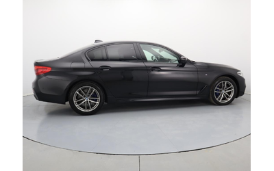 BMW 530 - автомобили, коли, обяви за нови и употребявани 10