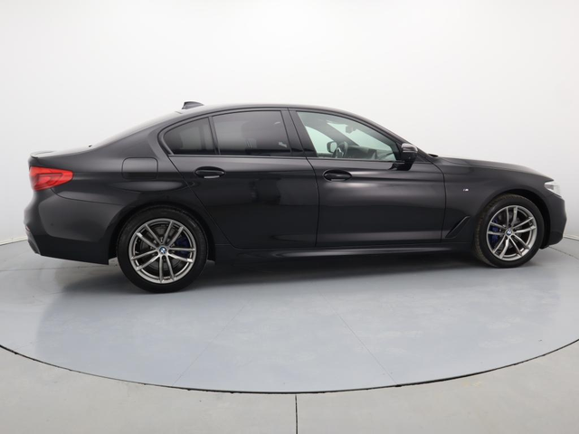 BMW 530 - автомобили, коли, обяви за нови и употребявани 10