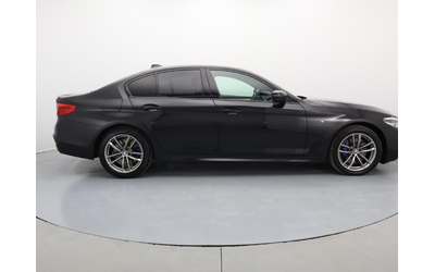 BMW 530 - автомобили, коли, обяви за нови и употребявани 9