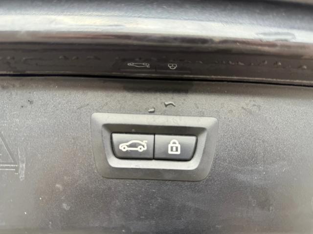 BMW 530 530xDrive+ Head Up+ Key Less GO+ Подгрев+ Камера+ - автомобили, коли, обяви за нови и употребявани 11