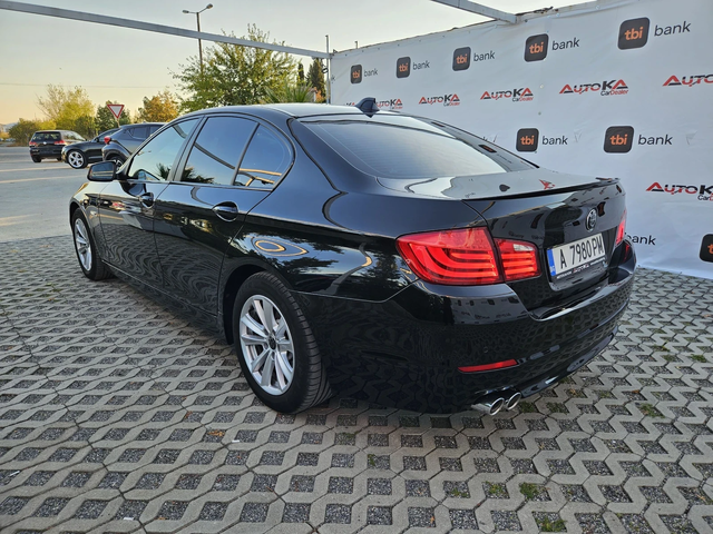 BMW 530 3.0D-258кс= АВТОМАТ= 4Х4= DISTRONIC= HUD= LOGIC 7 - автомобили, коли, обяви за нови и употребявани 4