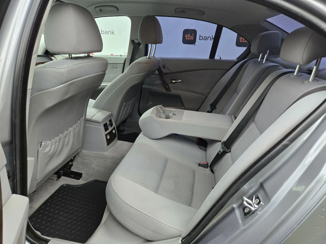 BMW 530 3.0D-231кс= АВТОМАТ= X-DRIVE= HUD= NAVI= КСЕНОН - автомобили, коли, обяви за нови и употребявани 8