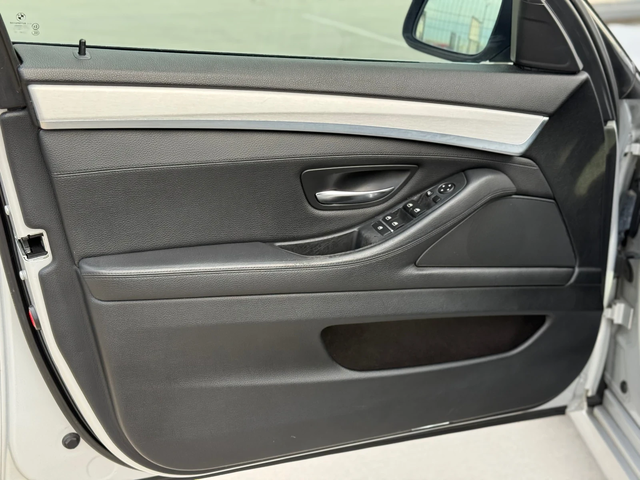 BMW 530 D* 2012г* xDrive* Топ Състояние* Автоматик* - автомобили, коли, обяви за нови и употребявани 12