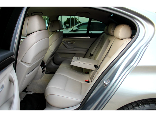 BMW 530 xDrive/LUXURY PACKAGE/СОБСТВЕН ЛИЗИНГ/ОБСЛУЖЕН - автомобили, коли, обяви за нови и употребявани 12