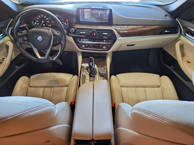 BMW 530 ПОДГРЕВ* КАМЕРА* КЕЙЛЕС* LANE* ASSIST - автомобили, коли, обяви за нови и употребявани 7