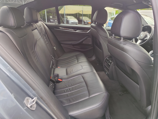 BMW 530 D* XDrive* M PAKET* FULL LED* КОЖА* ВАКУМ* HEAD UP - автомобили, коли, обяви за нови и употребявани 11