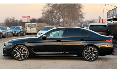 BMW 530 d= M-performance= Face= Digital Cockpit= Distronic - автомобили, коли, обяви за нови и употребявани 7