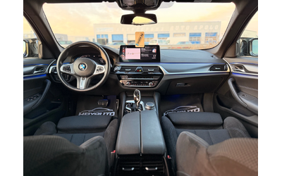 BMW 530 d= M-performance= Face= Digital Cockpit= Distronic - автомобили, коли, обяви за нови и употребявани 9