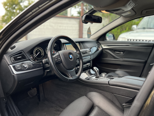 BMW 530 3.0d XDrive Face - автомобили, коли, обяви за нови и употребявани 10