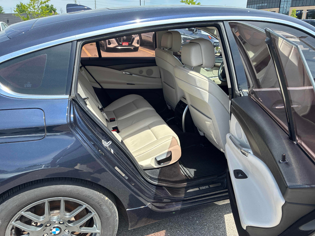 BMW 530 3.0L 6cyl AWD - автомобили, коли, обяви за нови и употребявани 10