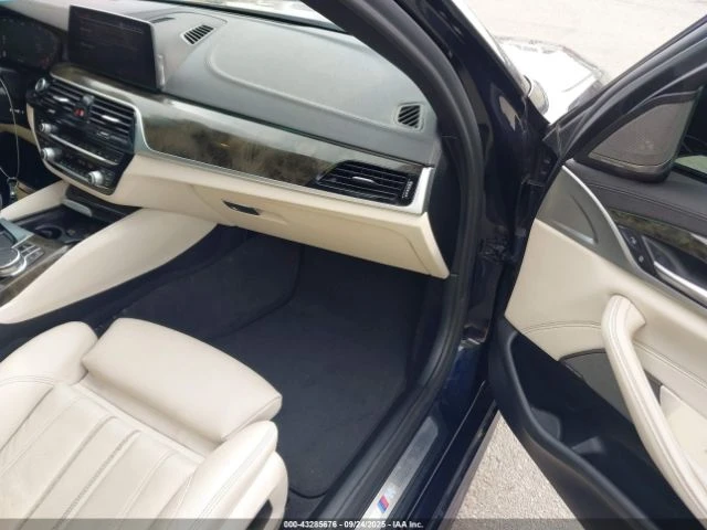 BMW 530 xDrive* MEMORY* NAVIGATION* - автомобили, коли, обяви за нови и употребявани 4