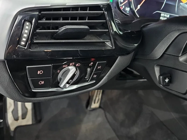 BMW 530 i xDrive M Sports Plus - автомобили, коли, обяви за нови и употребявани 15