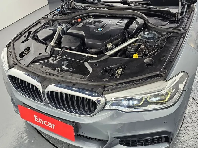 BMW 530 i xDrive M Sports Plus - автомобили, коли, обяви за нови и употребявани 5