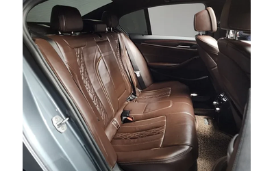 BMW 530 I xDrive M Sports Plus - автомобили, коли, обяви за нови и употребявани 11