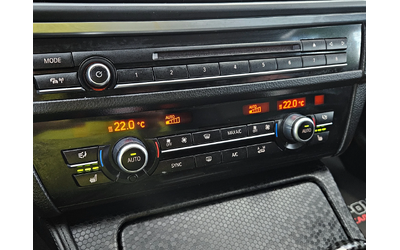 BMW 530 M/XD/DISTR/CAMERA/HEAD UP/ПОДГРЕВ/PANO/AUTO H/LIZI - автомобили, коли, обяви за нови и употребявани 11