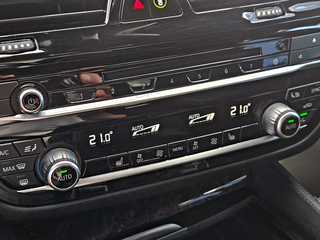 BMW 530 ! M/XD/GERMANY/DISTR/HUD/3DCAMERA/ПОДГРЕВ/HARMAN/L - автомобили, коли, обяви за нови и употребявани 10