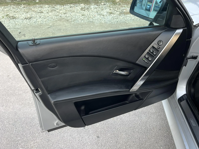 BMW 530 3.0TDI 218кс М-PACKET РЕГИСТРИРАНО ОБСЛУЖЕНО - автомобили, коли, обяви за нови и употребявани 6