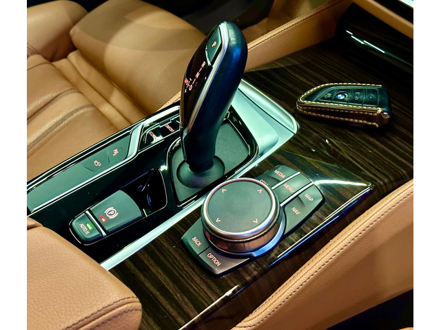 BMW 530 M* xDrive* Spotify* LED Adaptive* Лизинг - автомобили, коли, обяви за нови и употребявани 11