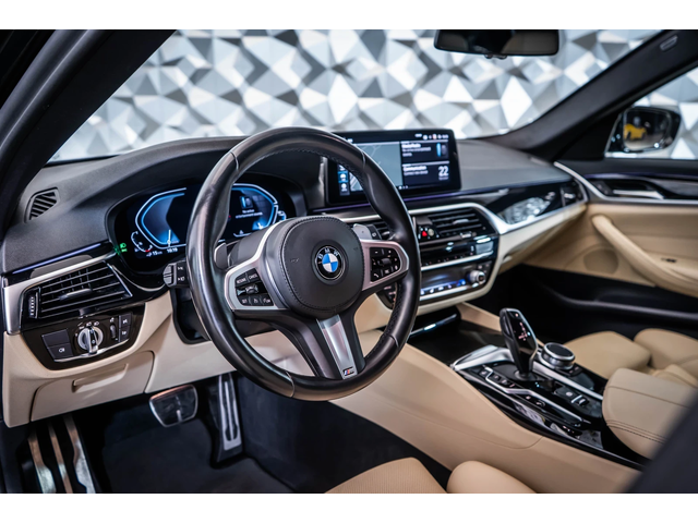 BMW 530 E xDrive Msport* Camera* Лизинг - автомобили, коли, обяви за нови и употребявани 7