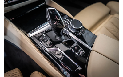 BMW 530 E xDrive Msport* Camera* Лизинг - автомобили, коли, обяви за нови и употребявани 8