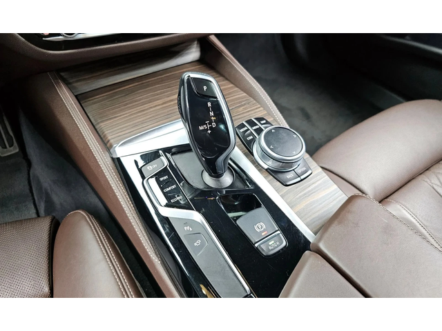 BMW 530 5 Series (G30) 530I M Sports Plus - автомобили, коли, обяви за нови и употребявани 7