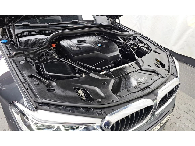 BMW 530 i XDRIVE* MPACK* HEAD-UP* AMBIENT* 360 CAM* ОБДУХ - автомобили, коли, обяви за нови и употребявани 5