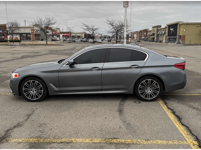 BMW 530 Xdrive* MPACKAGE* Keyless* Premium audio* PANO* Me - автомобили, коли, обяви за нови и употребявани 1