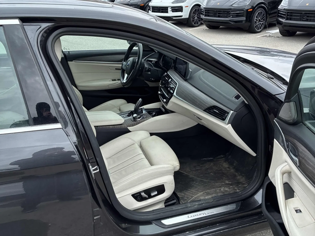 BMW 530 XDRIVE* ХЕДЪП* ПОДГРЕВ* КАМЕРА* КЕЙЛЕС* - автомобили, коли, обяви за нови и употребявани 7