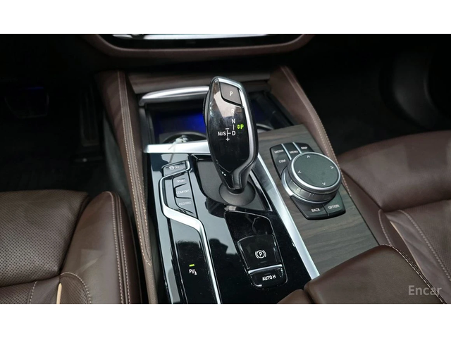 BMW 530 M Sport Plus* HARMAN KARDON* HEAD-UP* ОБДУХВАНЕ* - автомобили, коли, обяви за нови и употребявани 12