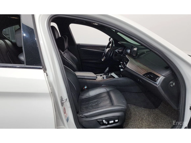 BMW 530 xDrive M Sport Plus* HEAD-UP* 360 CAM* ОБДУХВАНЕ* - автомобили, коли, обяви за нови и употребявани 5