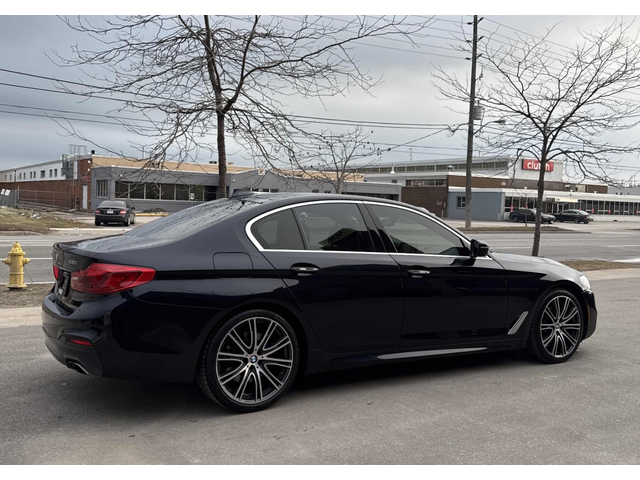 BMW 530 XDRive - 360| SUNROOF| CAMERA| HEATED SEATS| MASAG - автомобили, коли, обяви за нови и употребявани 2