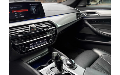 BMW 530 XDRive - 360| SUNROOF| CAMERA| HEATED SEATS| MASAG - автомобили, коли, обяви за нови и употребявани 7