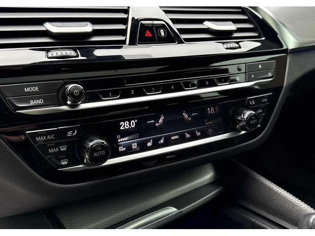 BMW 530 XDRive - 360| SUNROOF| CAMERA| HEATED SEATS| MASAG - автомобили, коли, обяви за нови и употребявани 9