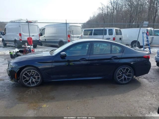BMW 530 XDRIVE* MPACKAGE* Keyless* Premium audio* PANO* Me - автомобили, коли, обяви за нови и употребявани 5