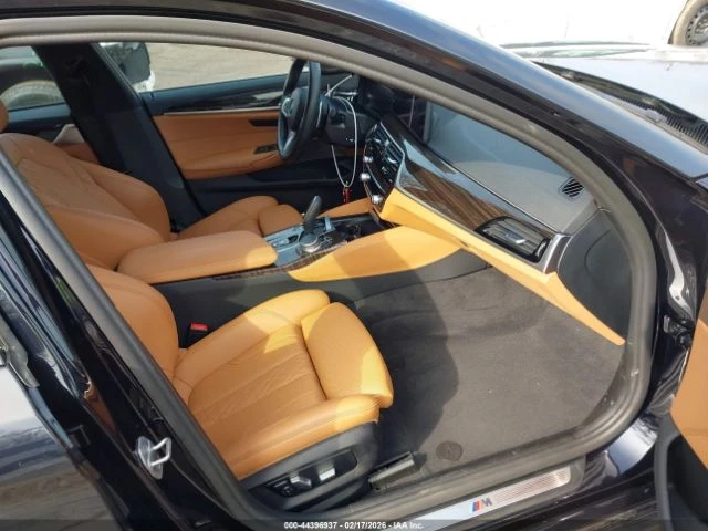 BMW 530 XDRIVE* MPACKAGE* Keyless* Premium audio* PANO* Me - автомобили, коли, обяви за нови и употребявани 9