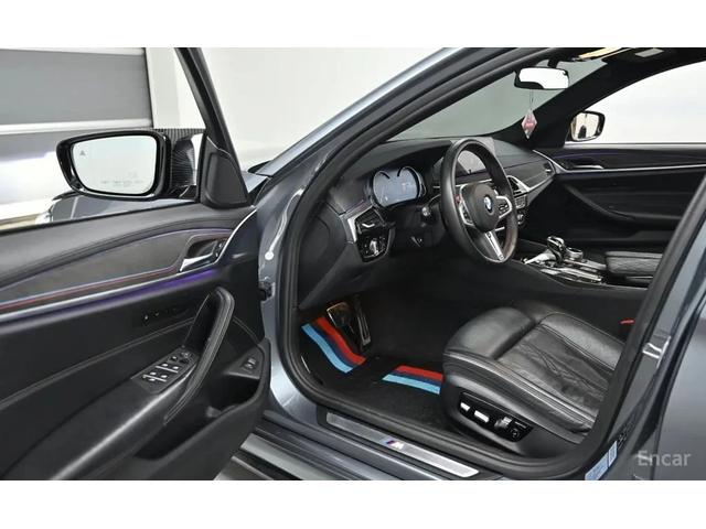 BMW 530 xDrive* M-Sport Plus* HEAD-UP* 360 CAM* ГЕНЕРАЦИЯ* - автомобили, коли, обяви за нови и употребявани 4