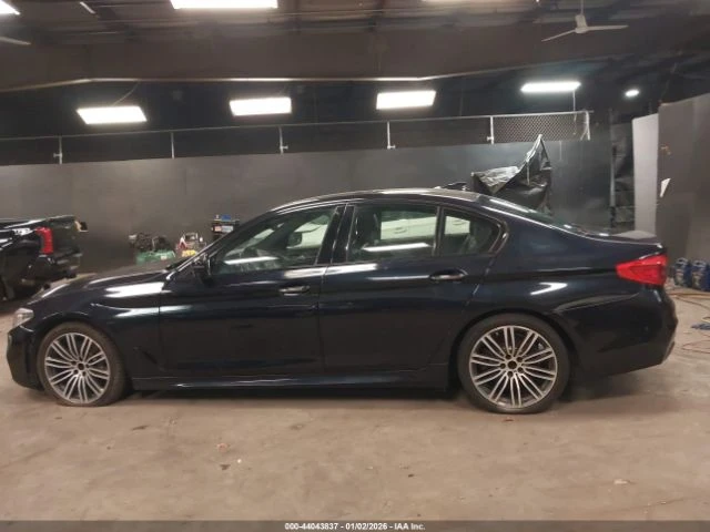 BMW 530 MPACK* ОБДУХ* HEADUPМАСАЖ* AMBIENT - автомобили, коли, обяви за нови и употребявани 4